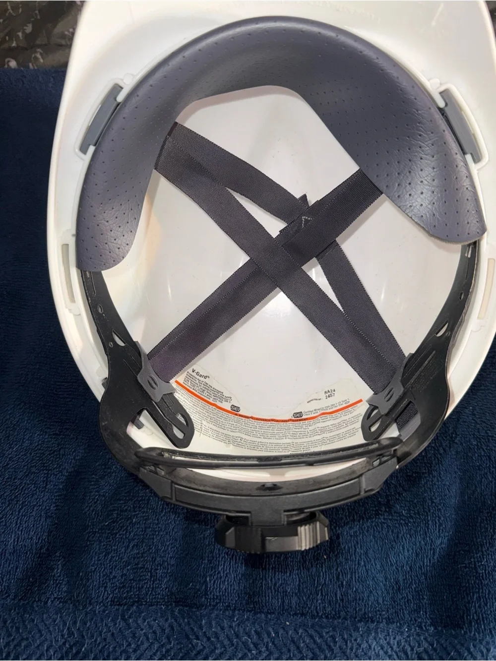 MSA White Safety Hard Hat with Adjustable Ratchet